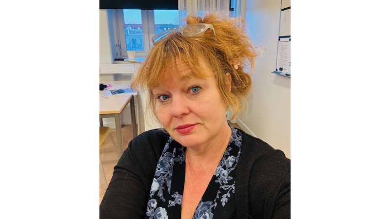 Tågräls som leder in till förintelselägret auschwitz.